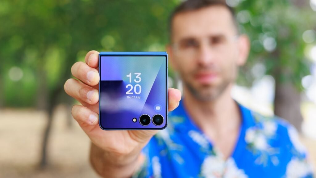 Samsung Galaxy Z Flip8